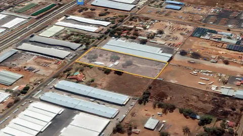 20 000m2 Agri land for sale on 86 Maple Street